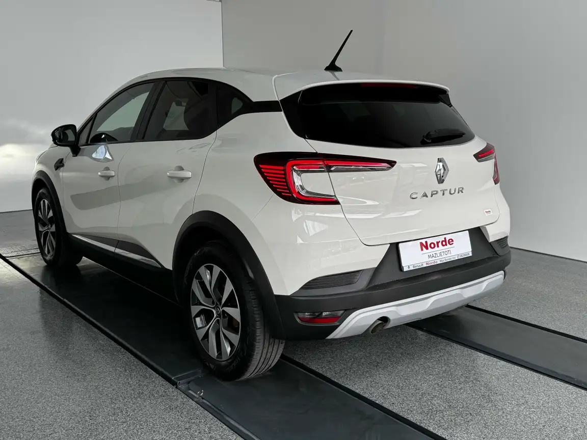 RENAULT CAPTUR