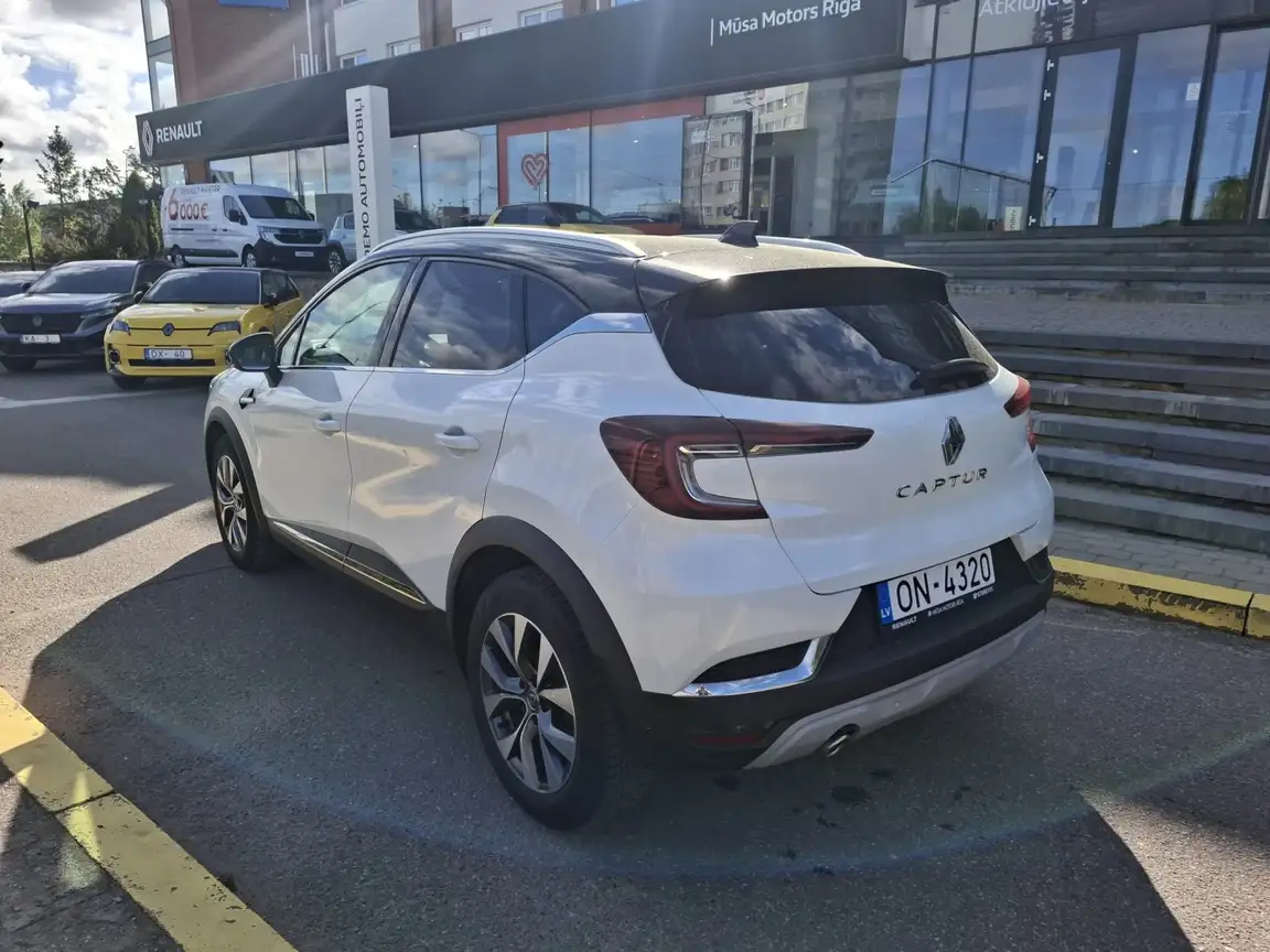 RENAULT CAPTUR
