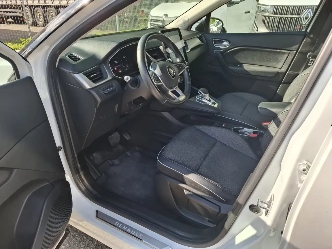 RENAULT CAPTUR