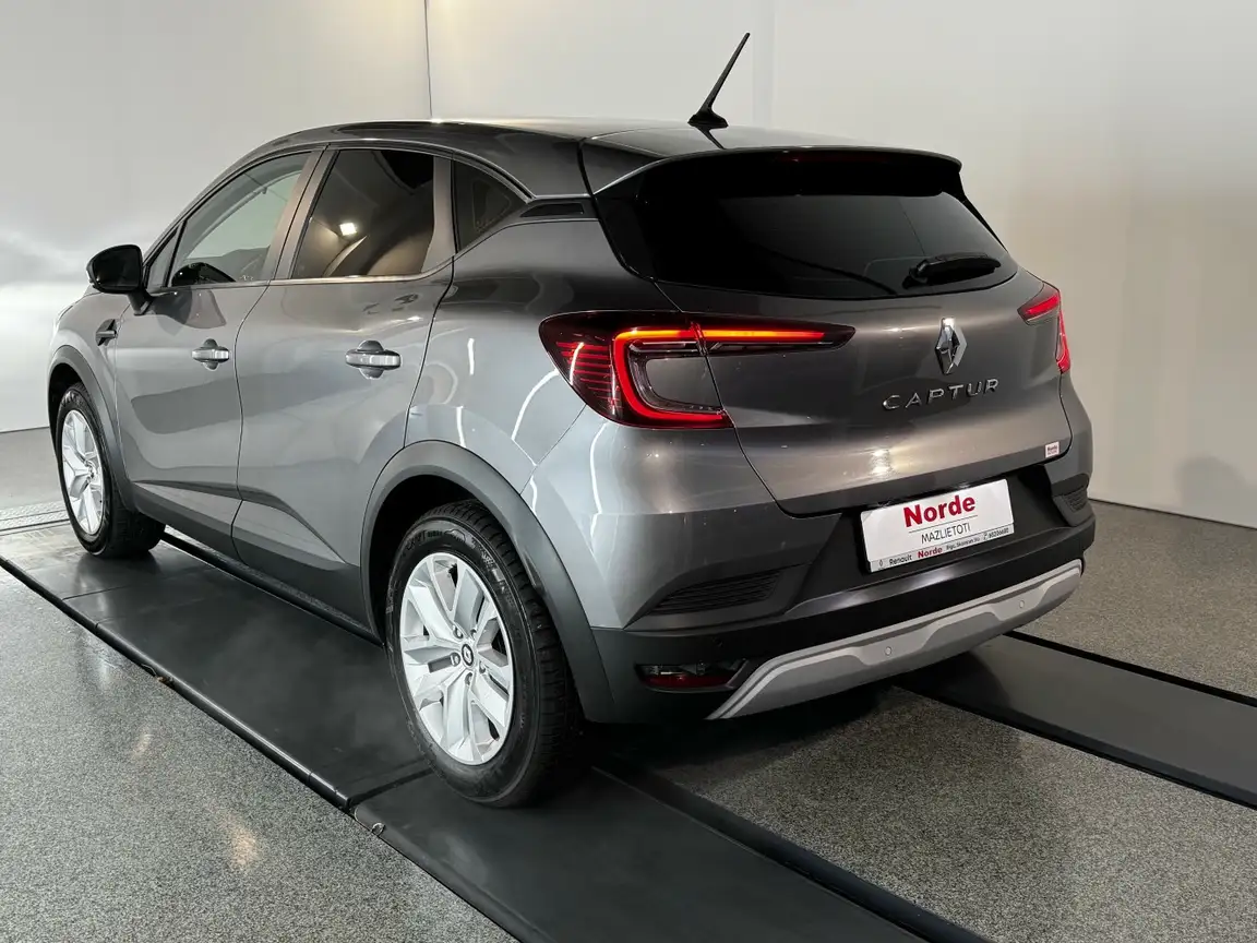 RENAULT CAPTUR