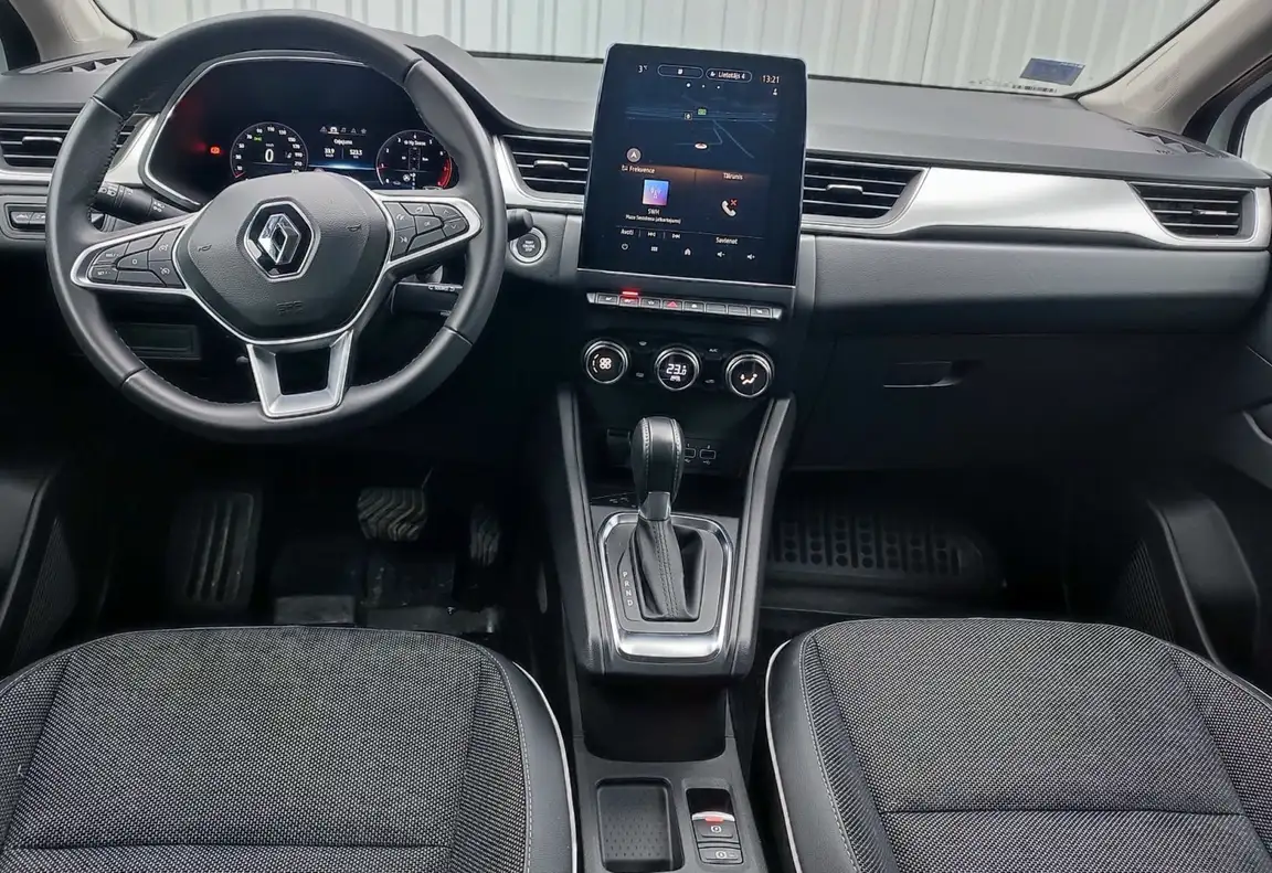 RENAULT CAPTUR