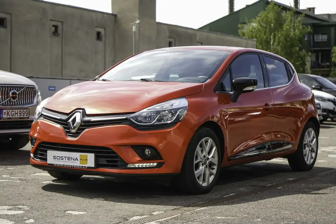 RENAULT CLIO