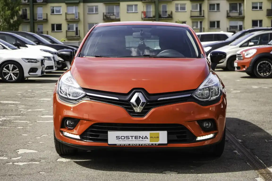 RENAULT CLIO