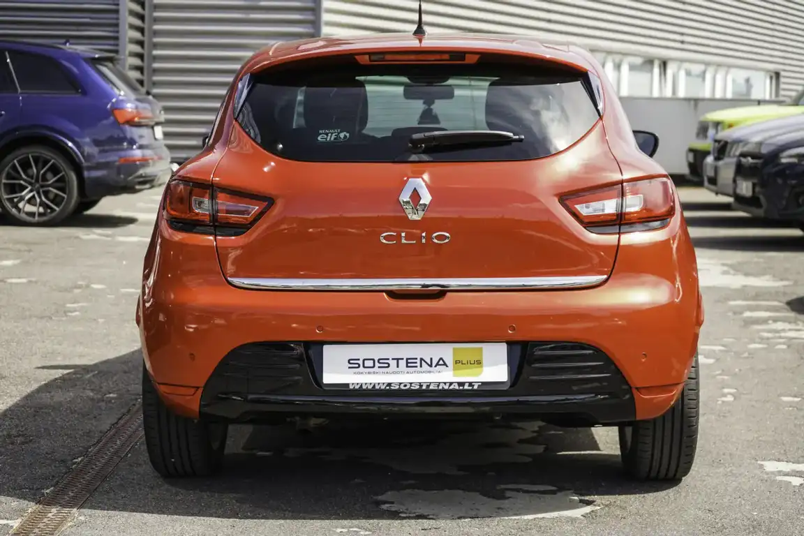 RENAULT CLIO
