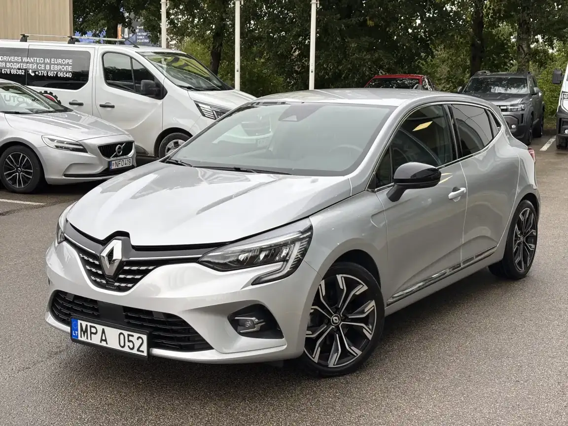 RENAULT CLIO