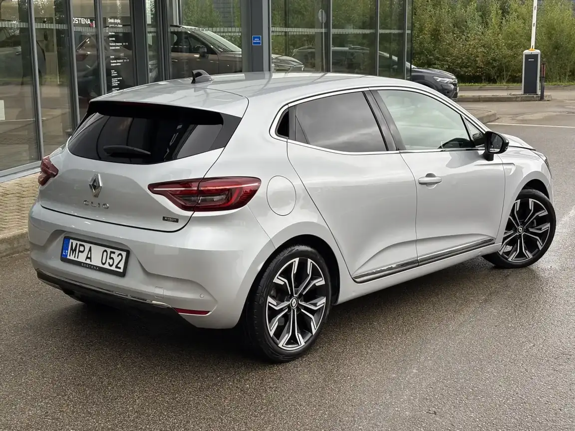 RENAULT CLIO