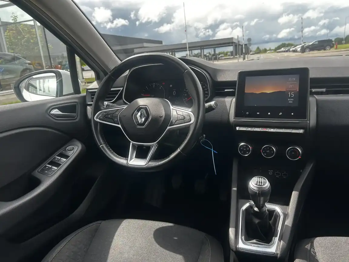 RENAULT CLIO