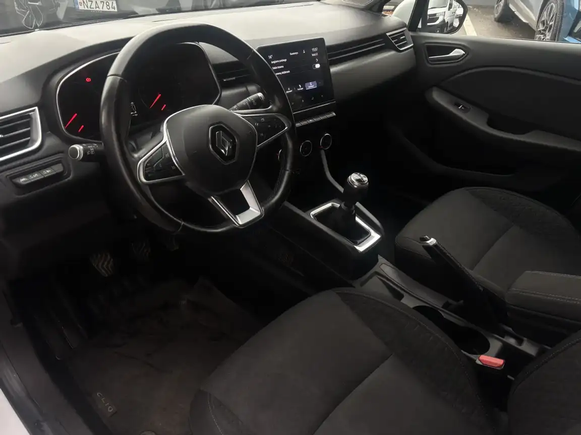 RENAULT CLIO