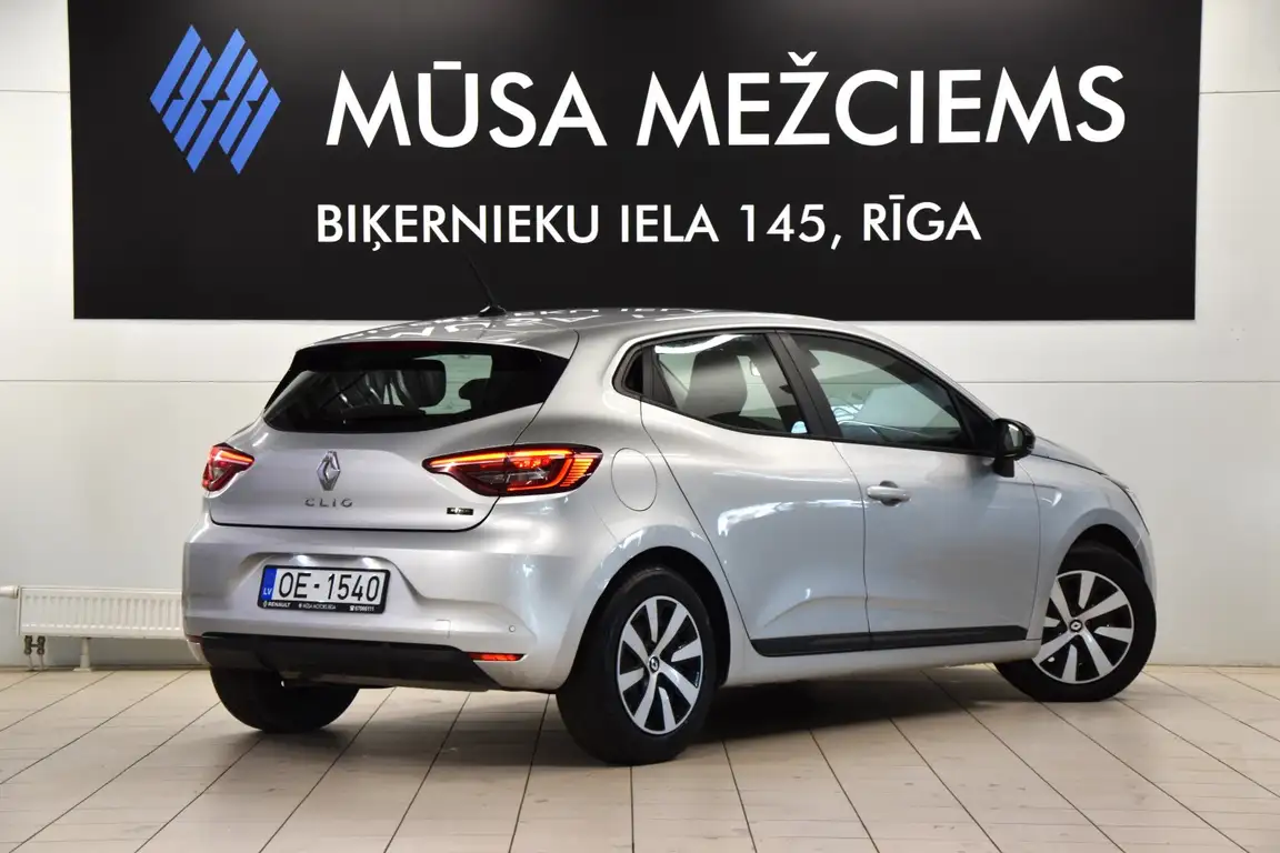 RENAULT CLIO