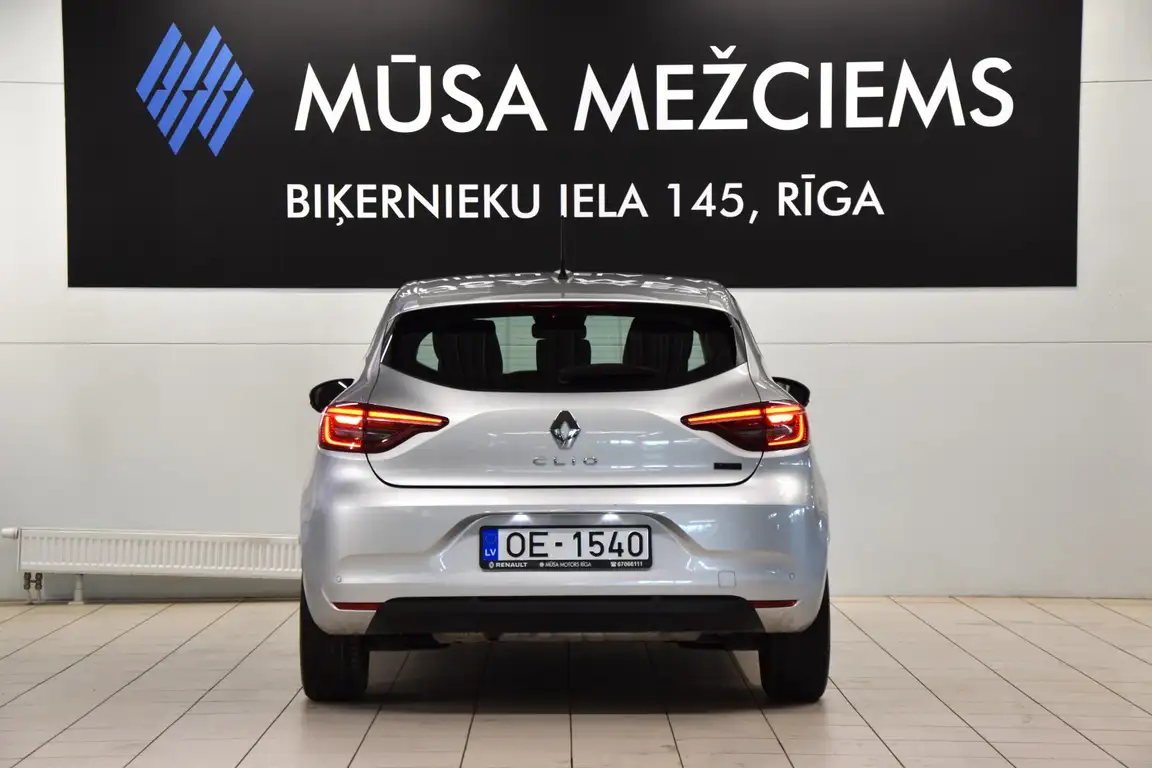 RENAULT CLIO
