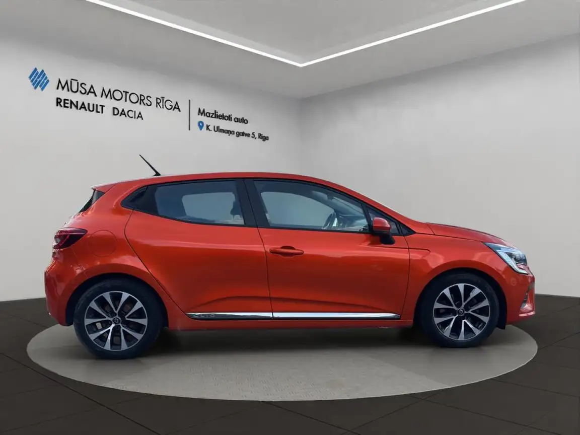 RENAULT CLIO