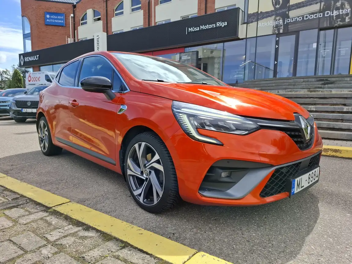 RENAULT CLIO