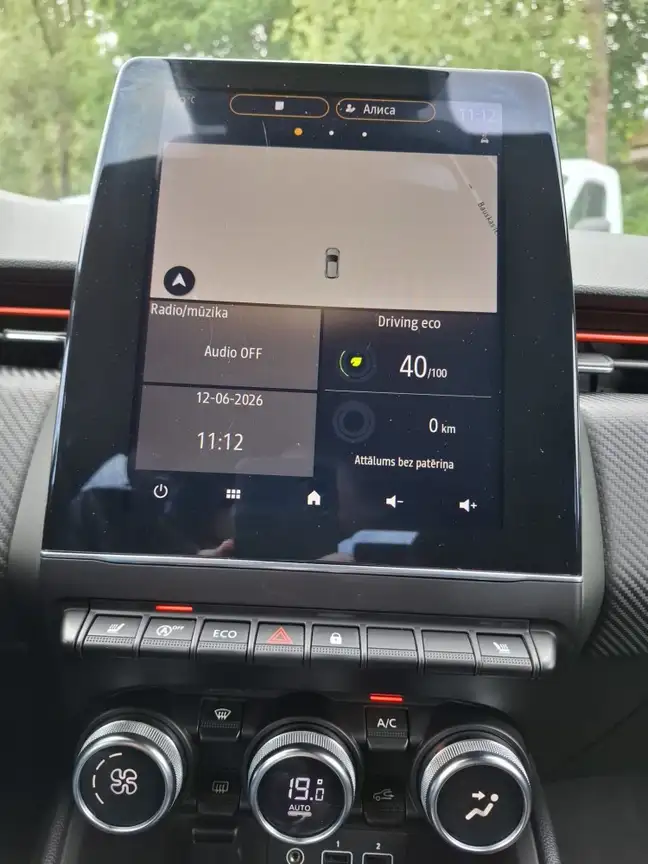 RENAULT CLIO