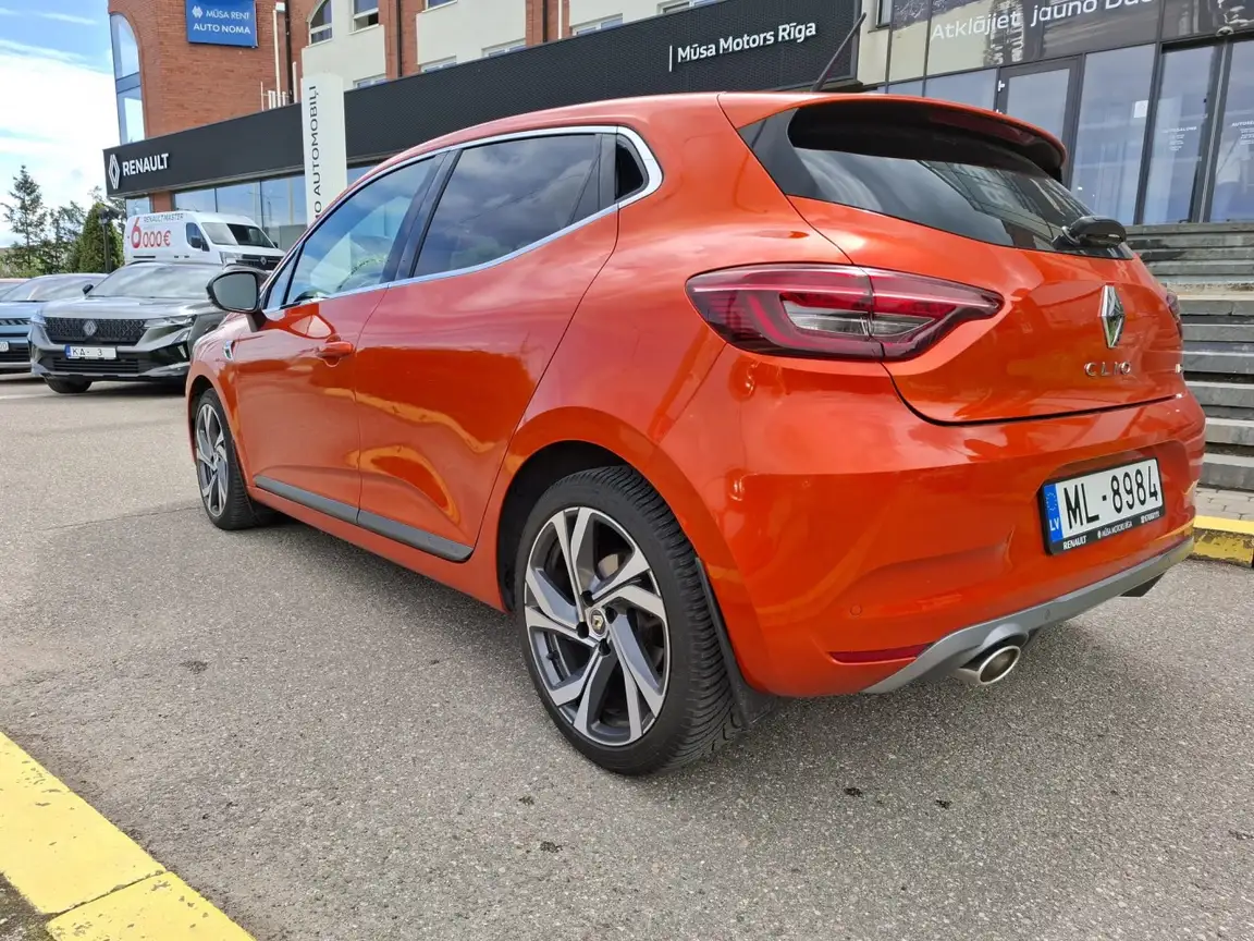 RENAULT CLIO