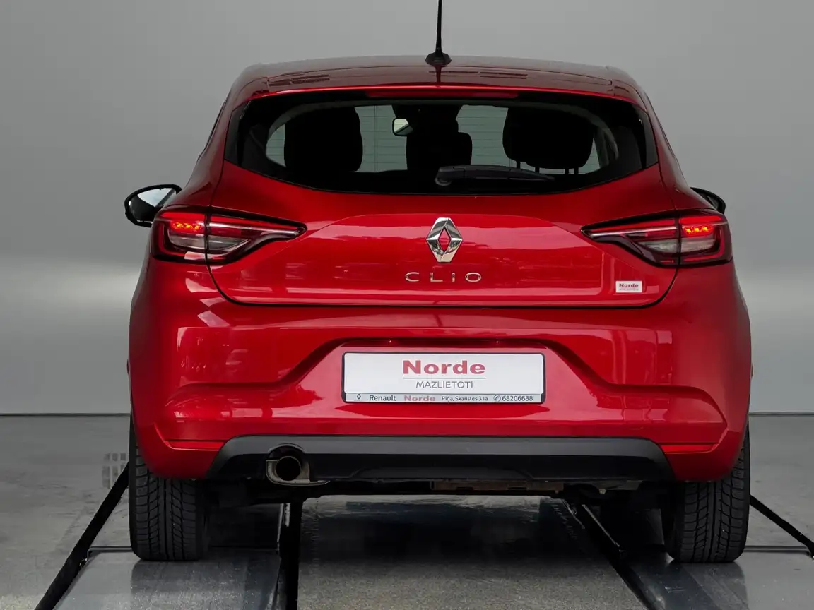RENAULT CLIO