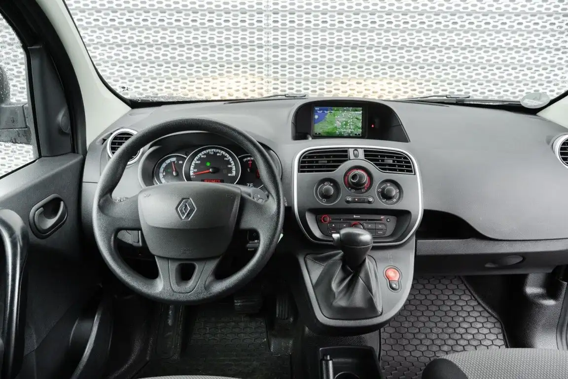 RENAULT KANGOO