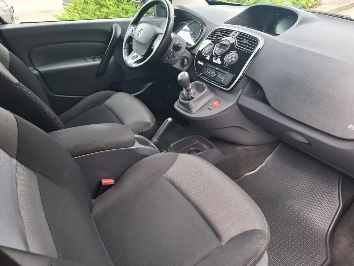RENAULT KANGOO