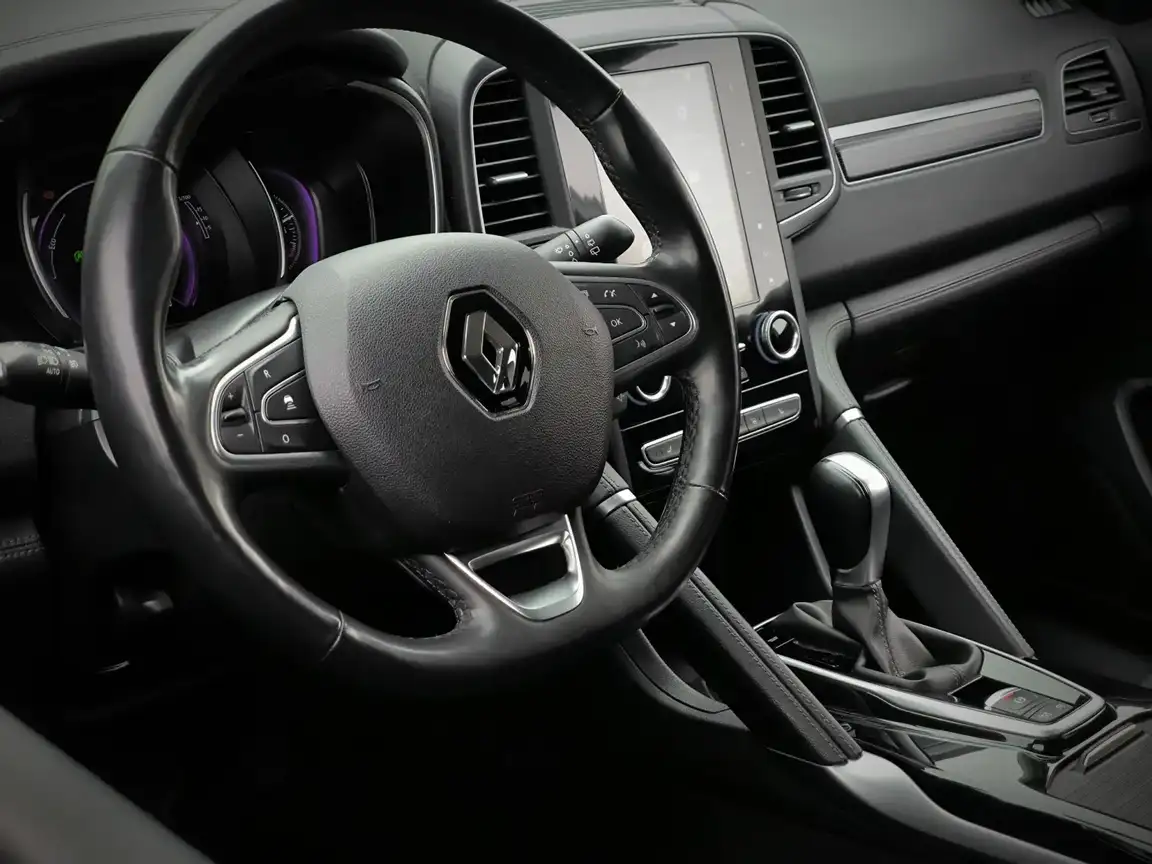 RENAULT KOLEOS