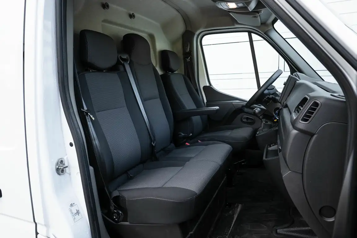 RENAULT MASTER