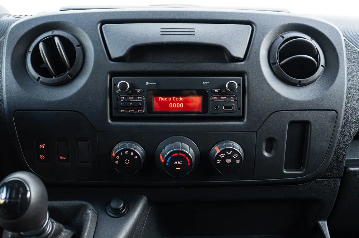 RENAULT MASTER