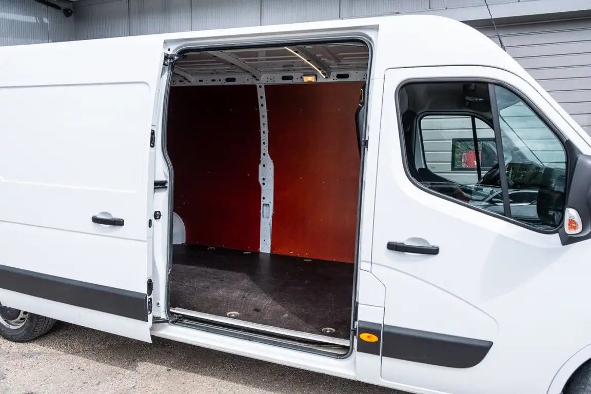 RENAULT MASTER