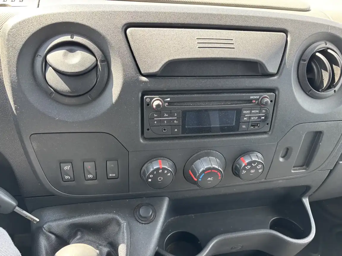 RENAULT MASTER