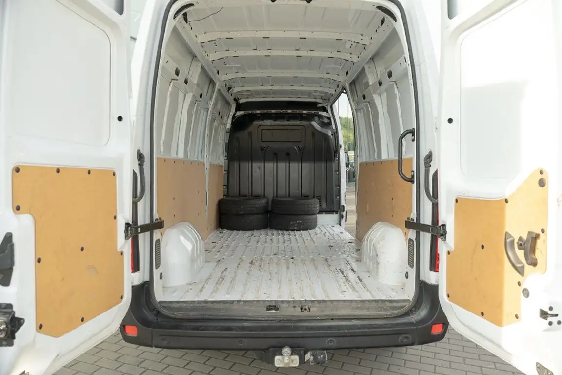 RENAULT MASTER