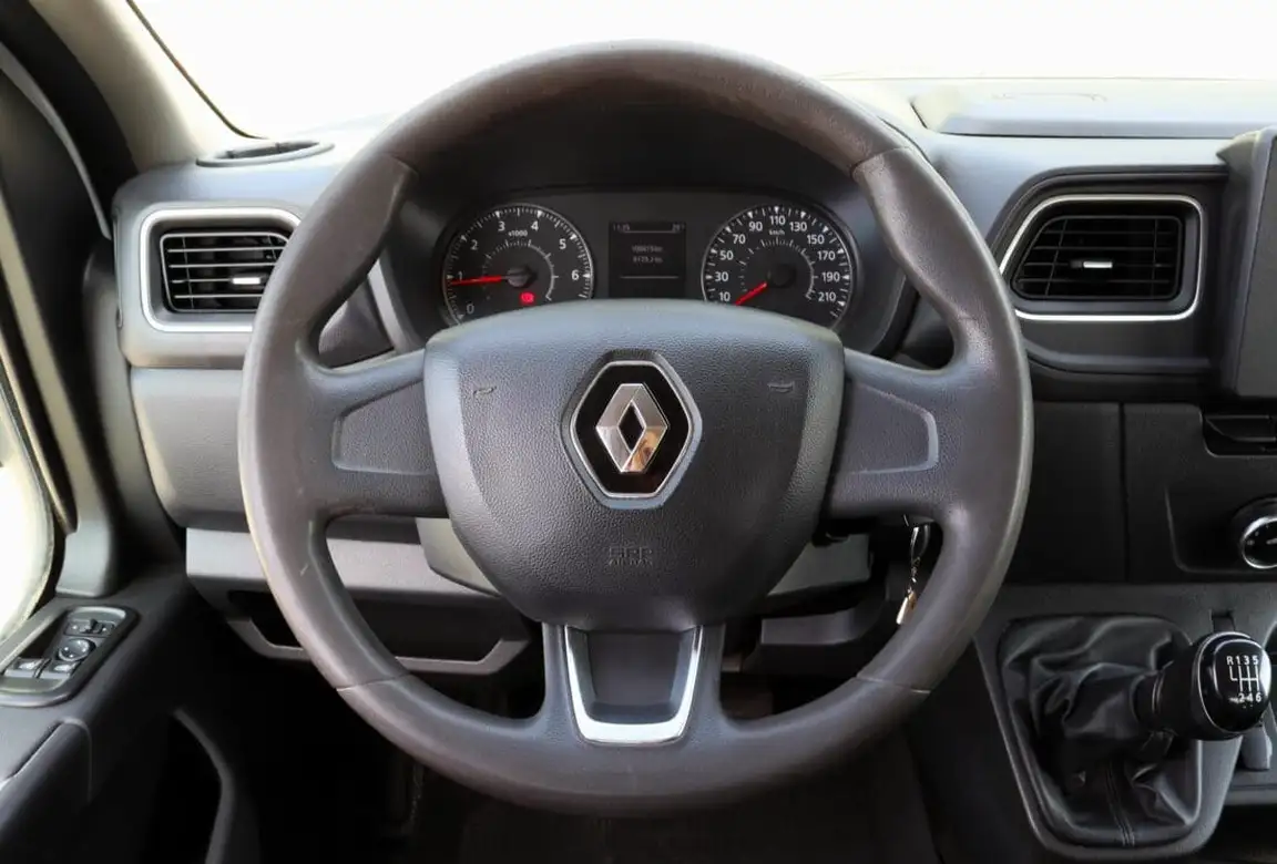 RENAULT MASTER