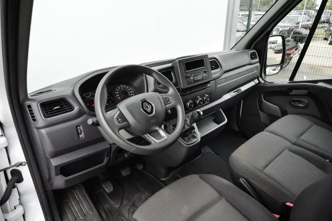RENAULT MASTER
