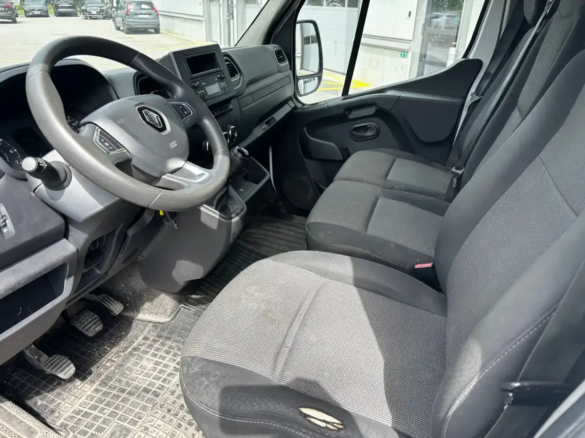 RENAULT MASTER