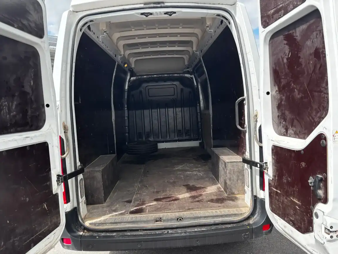 RENAULT MASTER