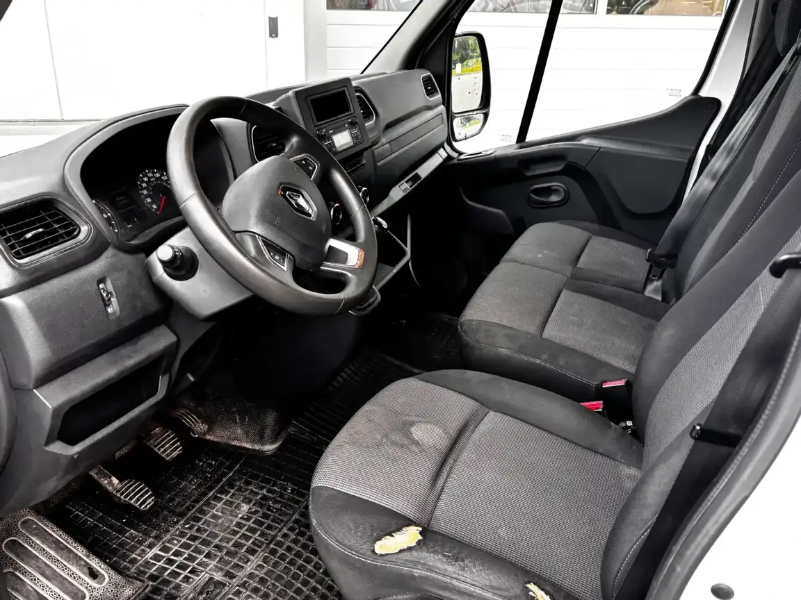 RENAULT MASTER