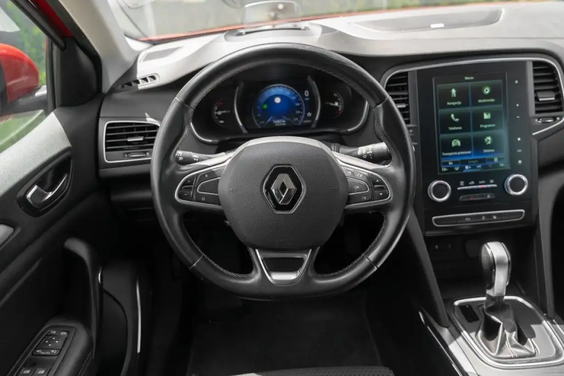 RENAULT MEGANE