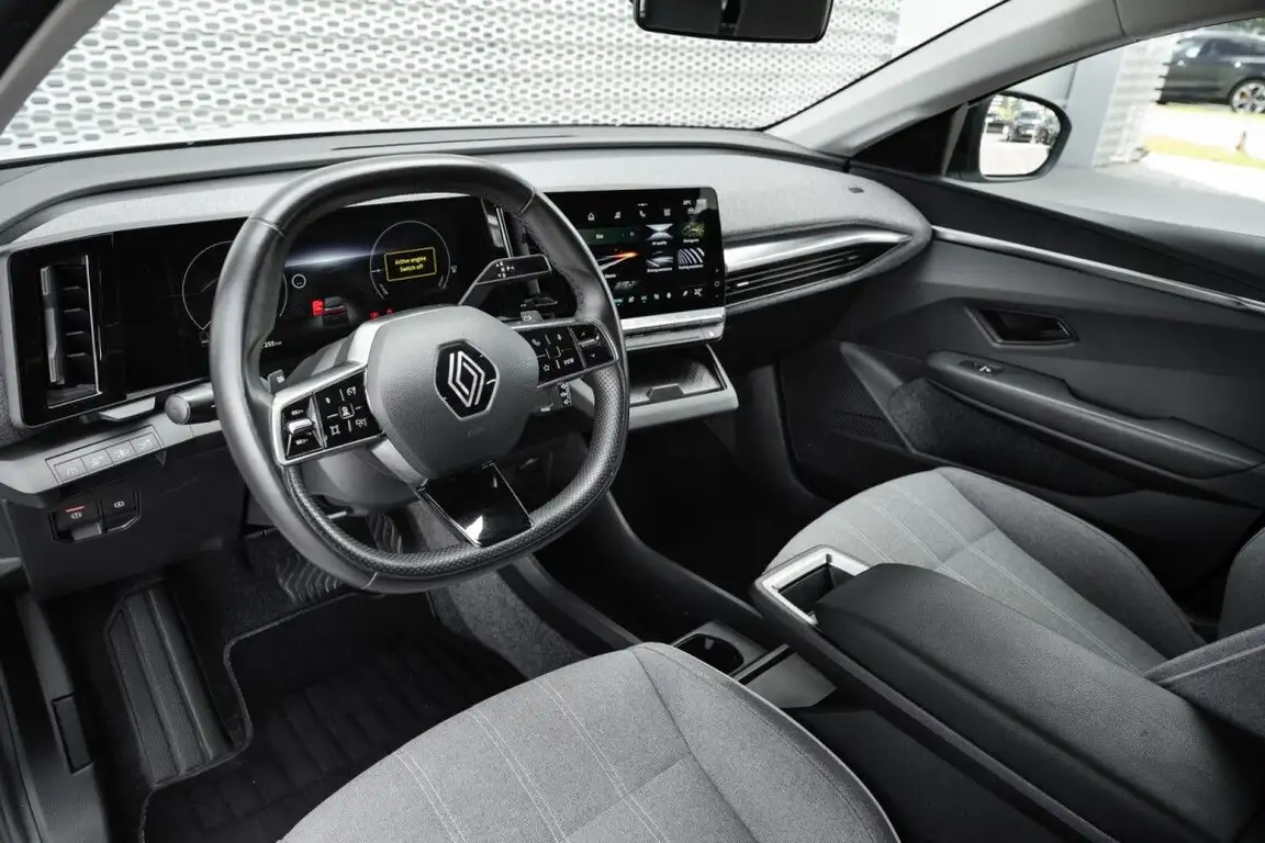 RENAULT MEGANE
