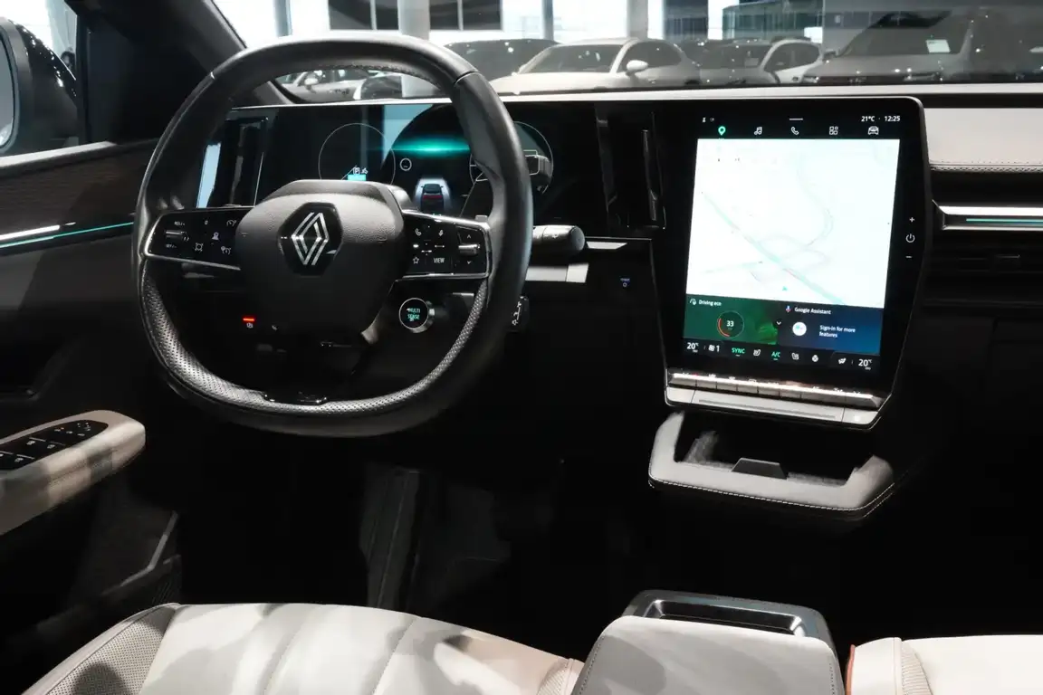 RENAULT MEGANE E-TECH ELECTRIC