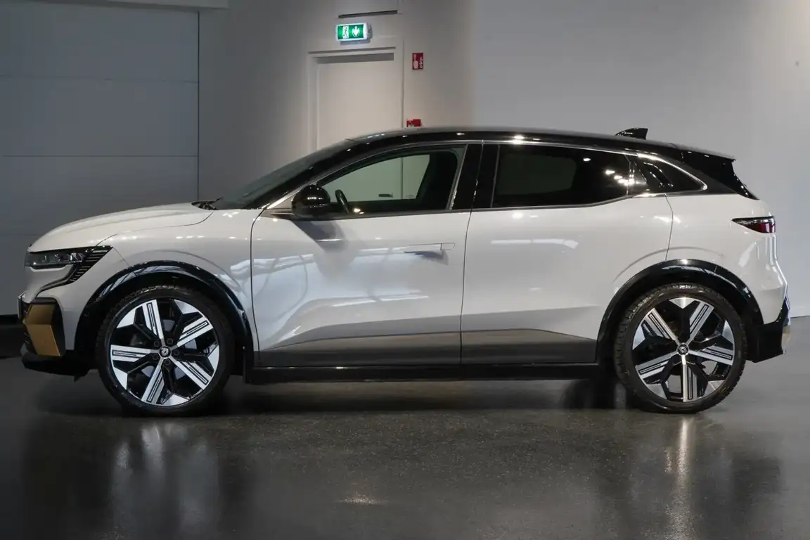 RENAULT MEGANE E-TECH ELECTRIC
