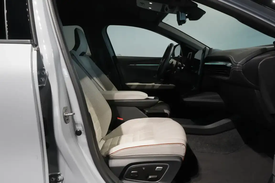 RENAULT MEGANE E-TECH ELECTRIC