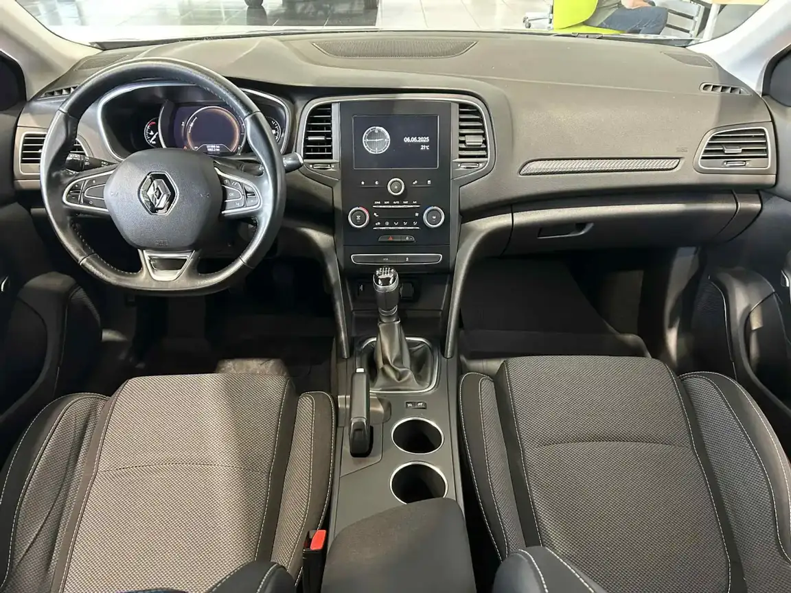 RENAULT MEGANE