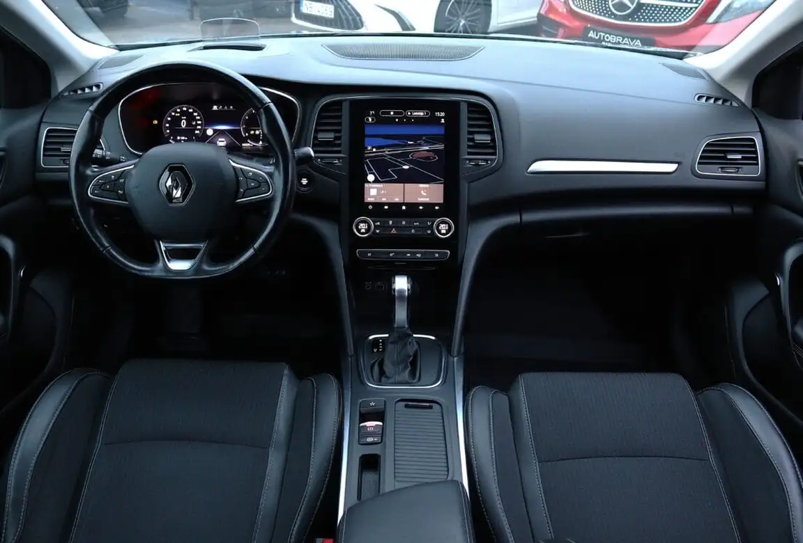 RENAULT MEGANE