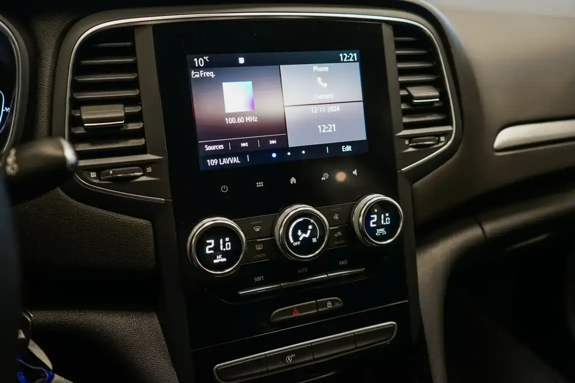 RENAULT MEGANE