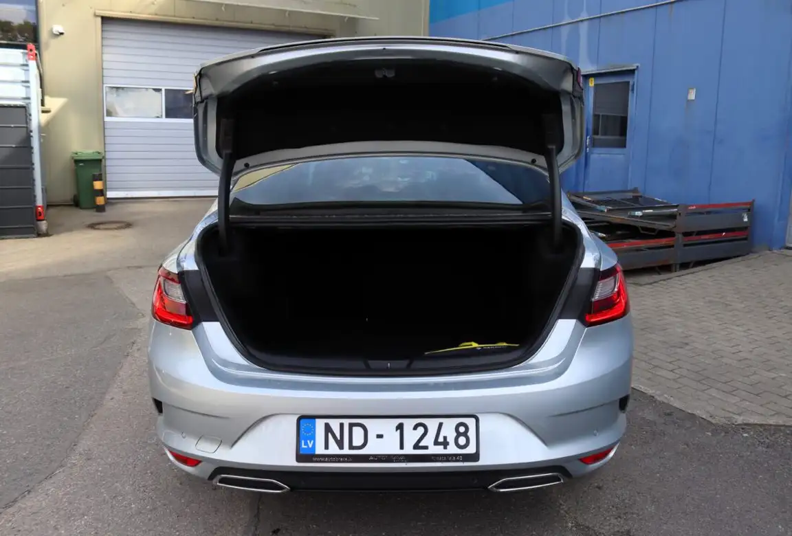 RENAULT MEGANE