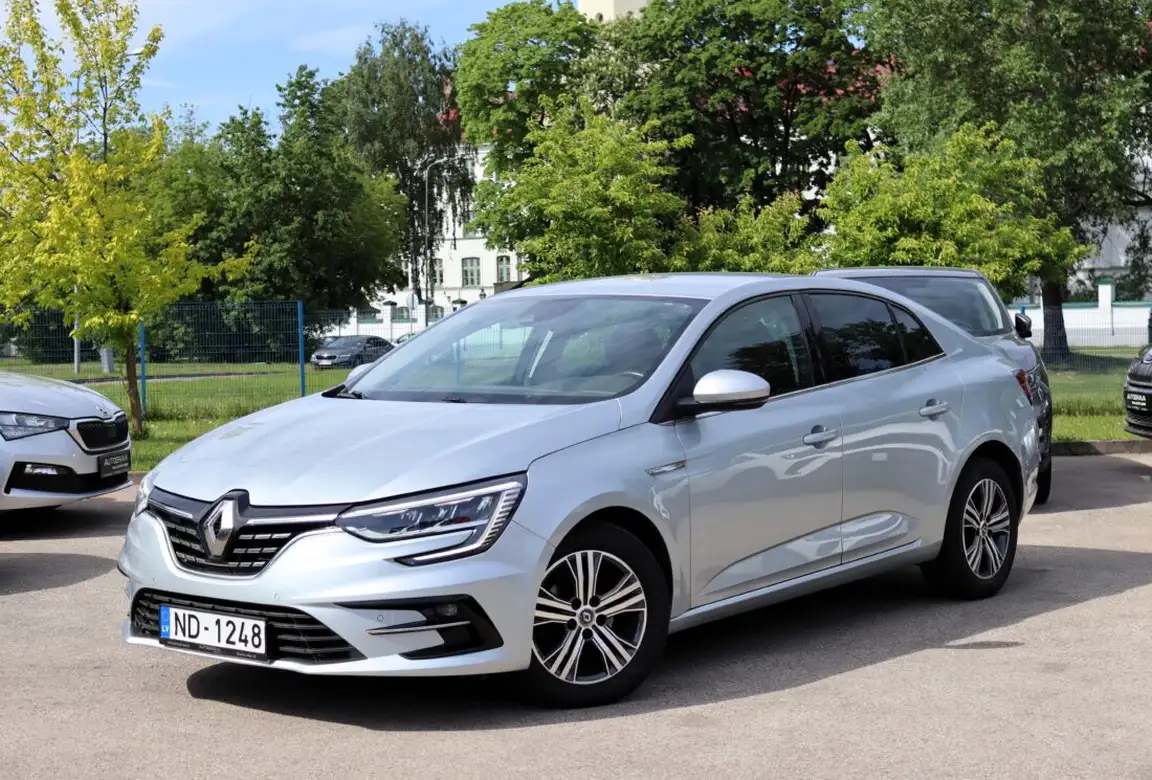 RENAULT MEGANE