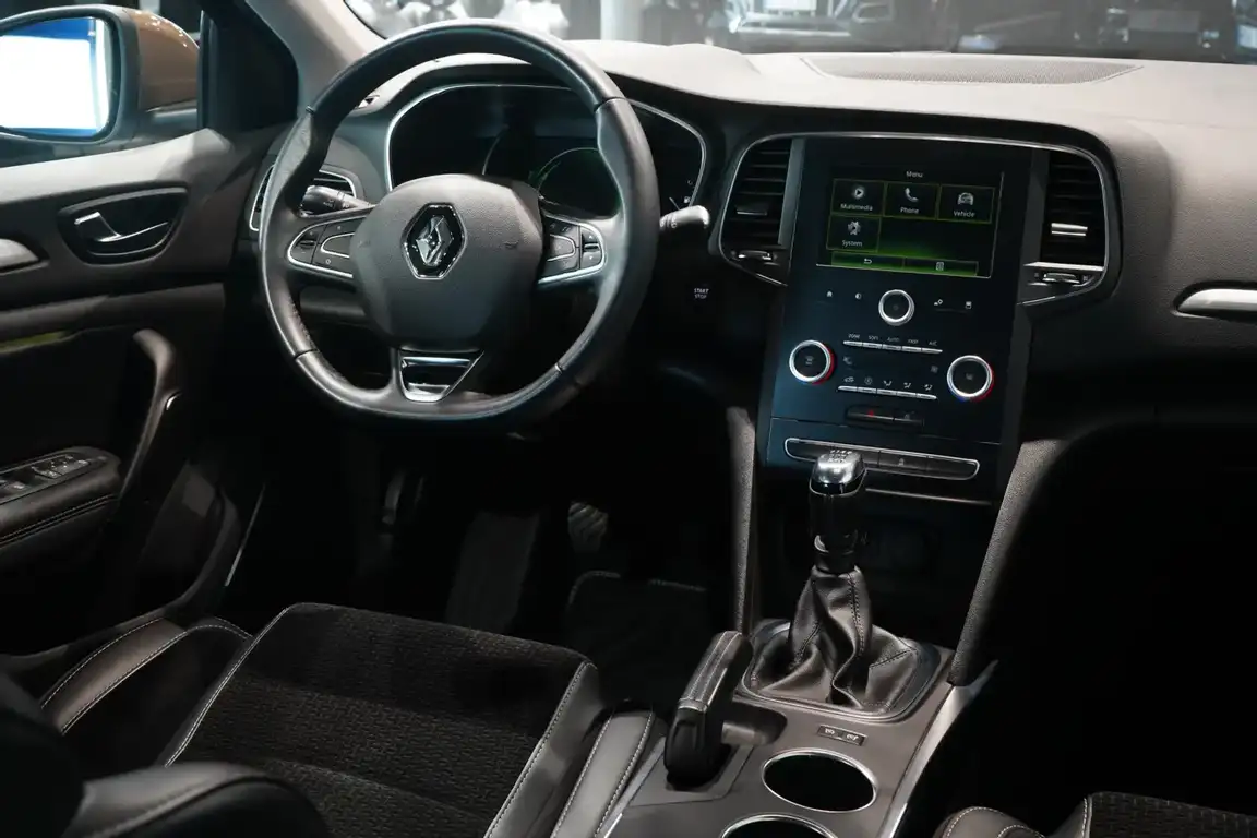 RENAULT MEGANE