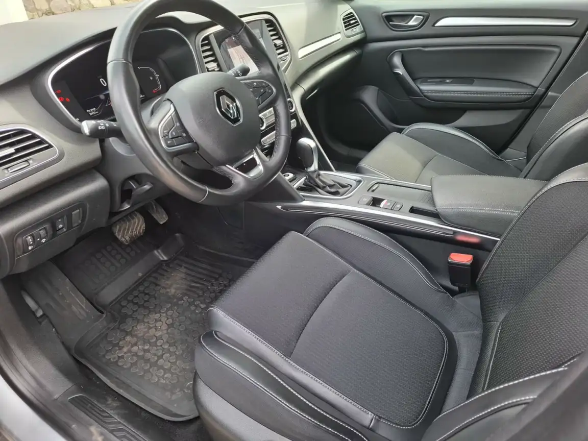 RENAULT MEGANE