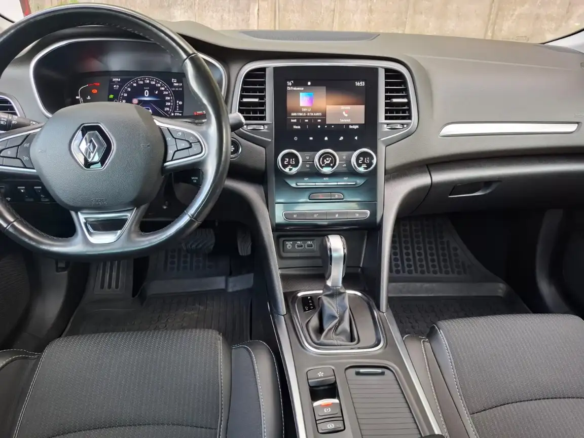 RENAULT MEGANE
