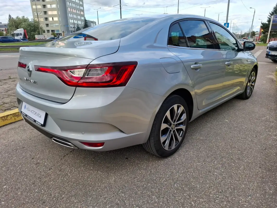 RENAULT MEGANE