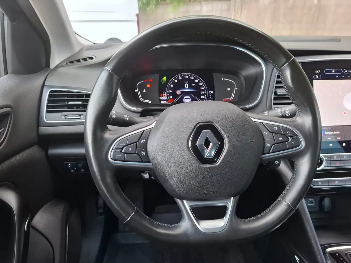 RENAULT MEGANE