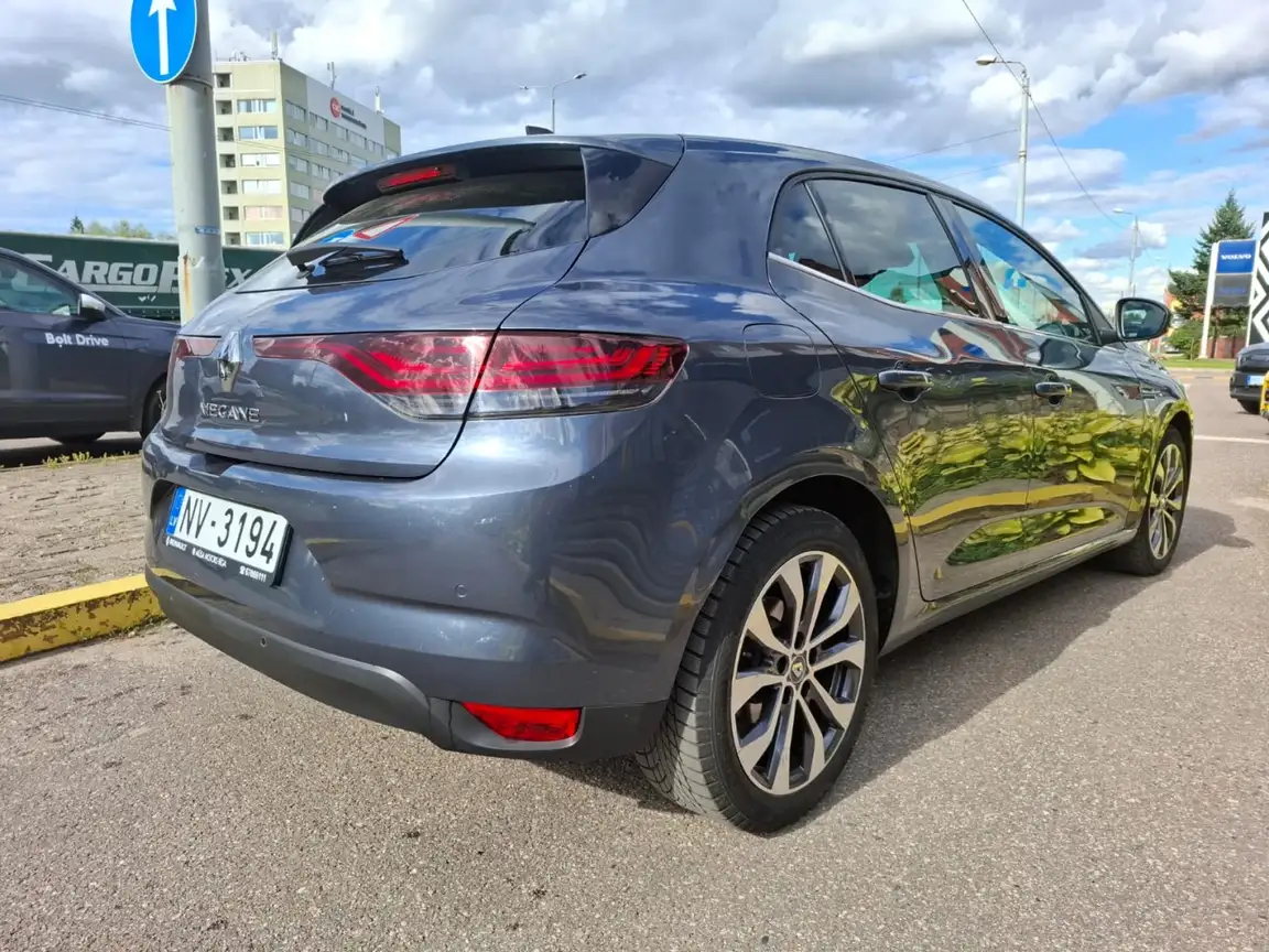 RENAULT MEGANE