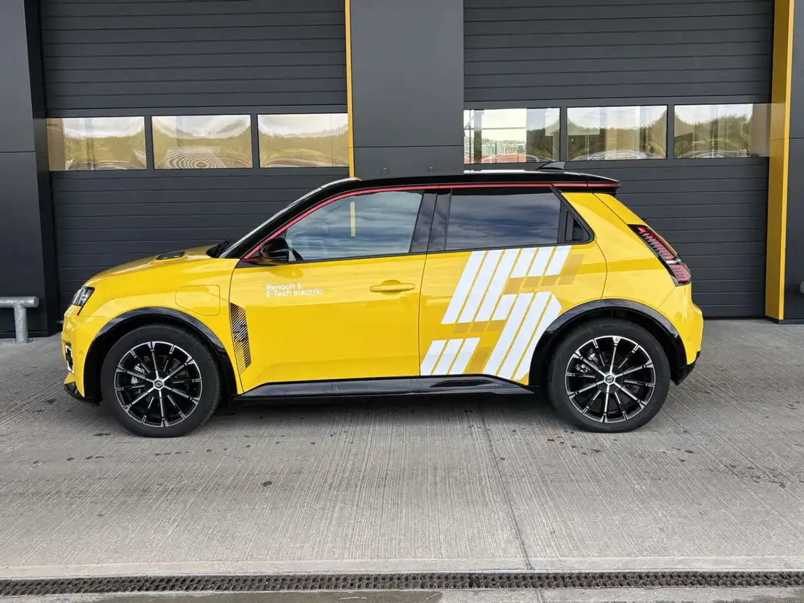 RENAULT NONE