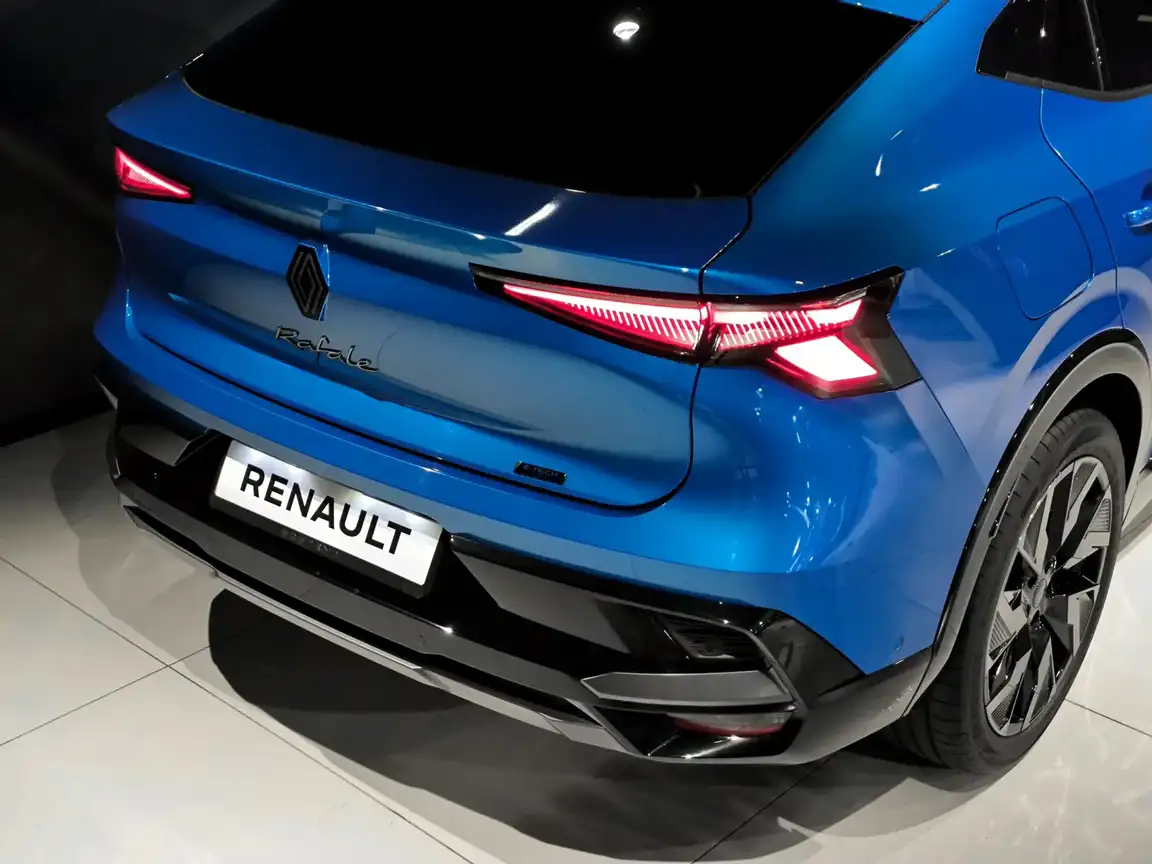 RENAULT RAFALE